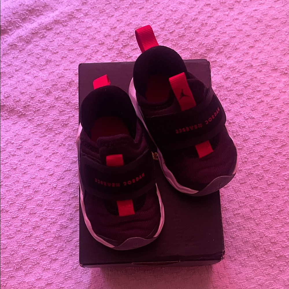 Jordan Kids Black and Red Sneakers